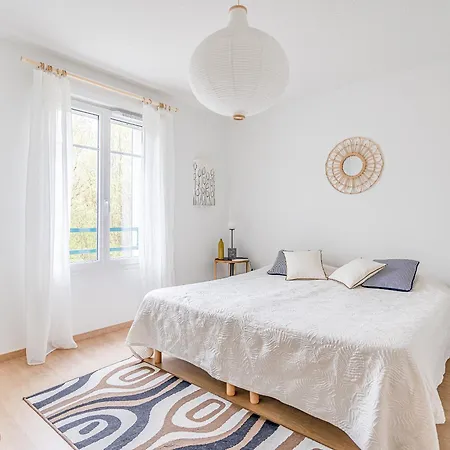 Lejlighed T3 Moderne Avec Terrasse, 2 Parkings, Proche Centre - 4 Personnes, 2 Etoiles - Fr-1-521-215